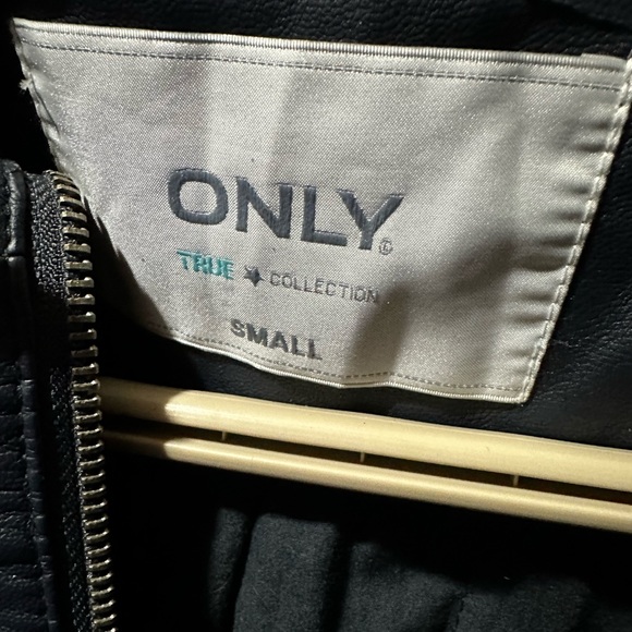 ONLY faux leather jacket - Picture 3 of 4